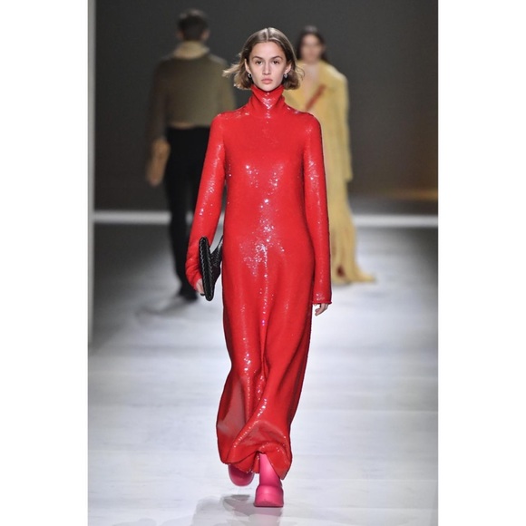 Bottega Veneta Puddle Boots in Lollipop Pink from FW 2020 - Picture 7 of 7